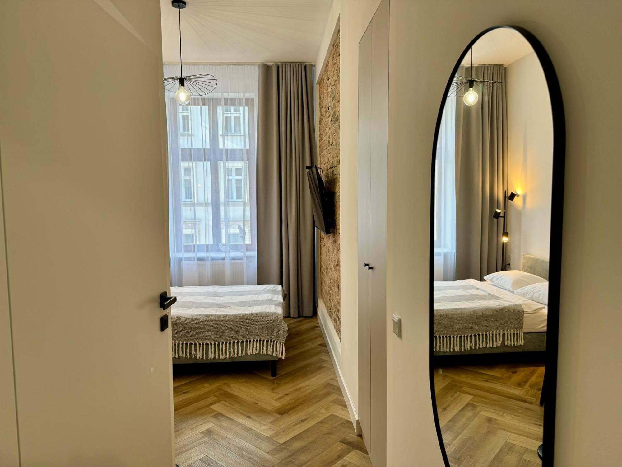 Przystanek Katowice Mariacka 7 Apartment ภายนอก รูปภาพ