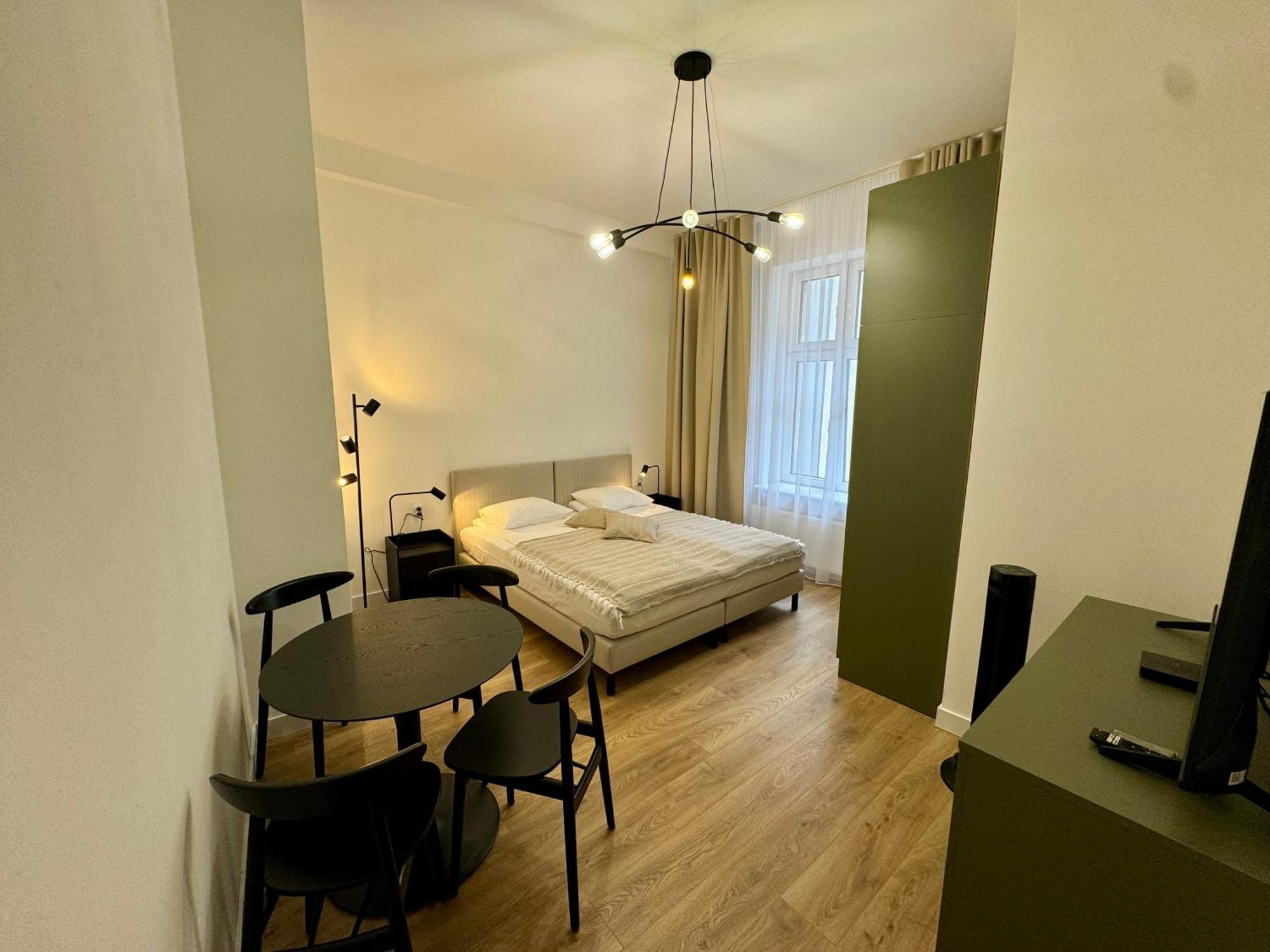 Przystanek Katowice Mariacka 7 Apartment ภายนอก รูปภาพ